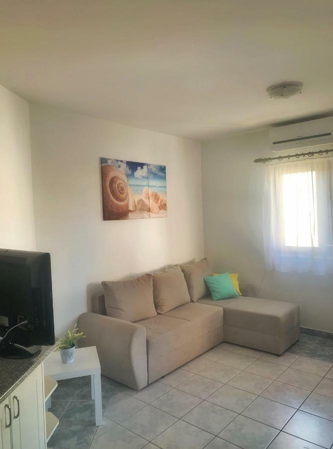 Novalja Beach Apartment Eksteriør billede